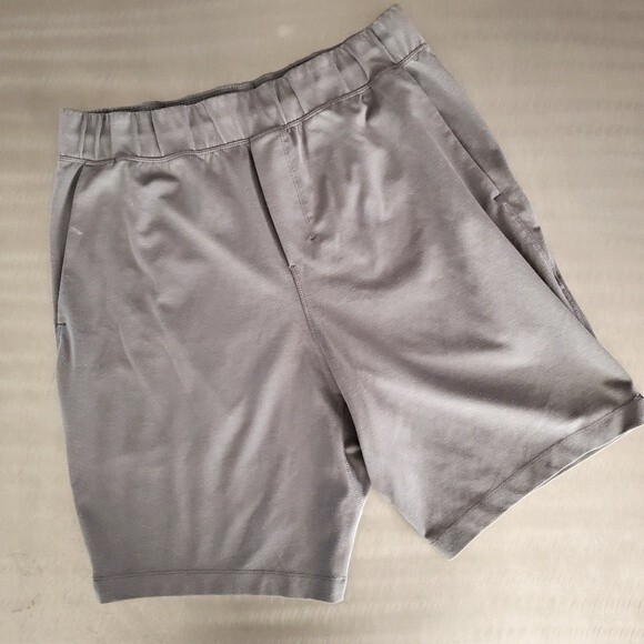 LuluLemon Athletica Pace Breaker Linerless Athletic Shorts Gray Large - Picture 1 of 9